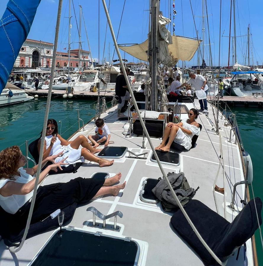 קטאניה Sailboat B&B On Board מראה חיצוני תמונה