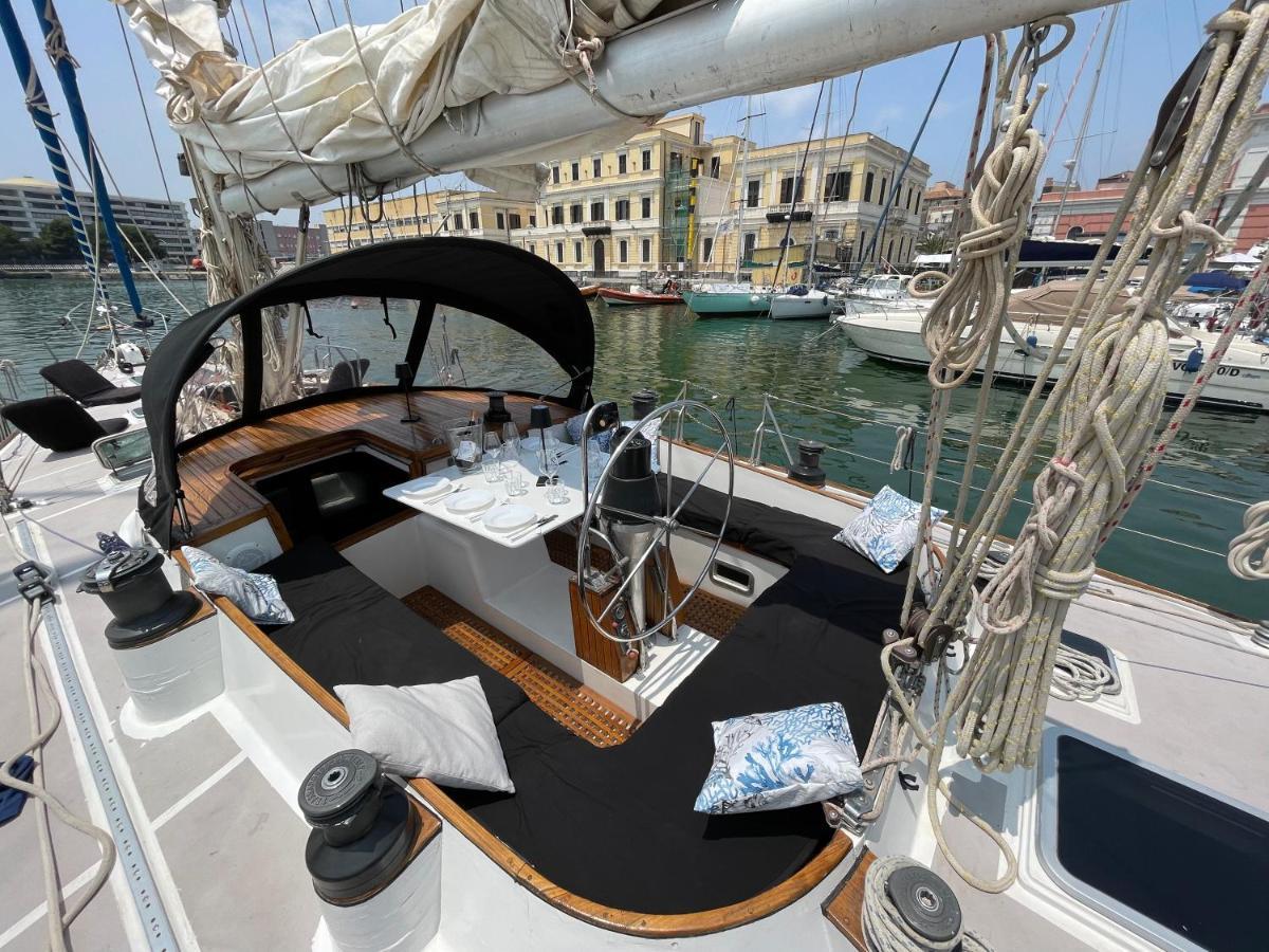 קטאניה Sailboat B&B On Board מראה חיצוני תמונה