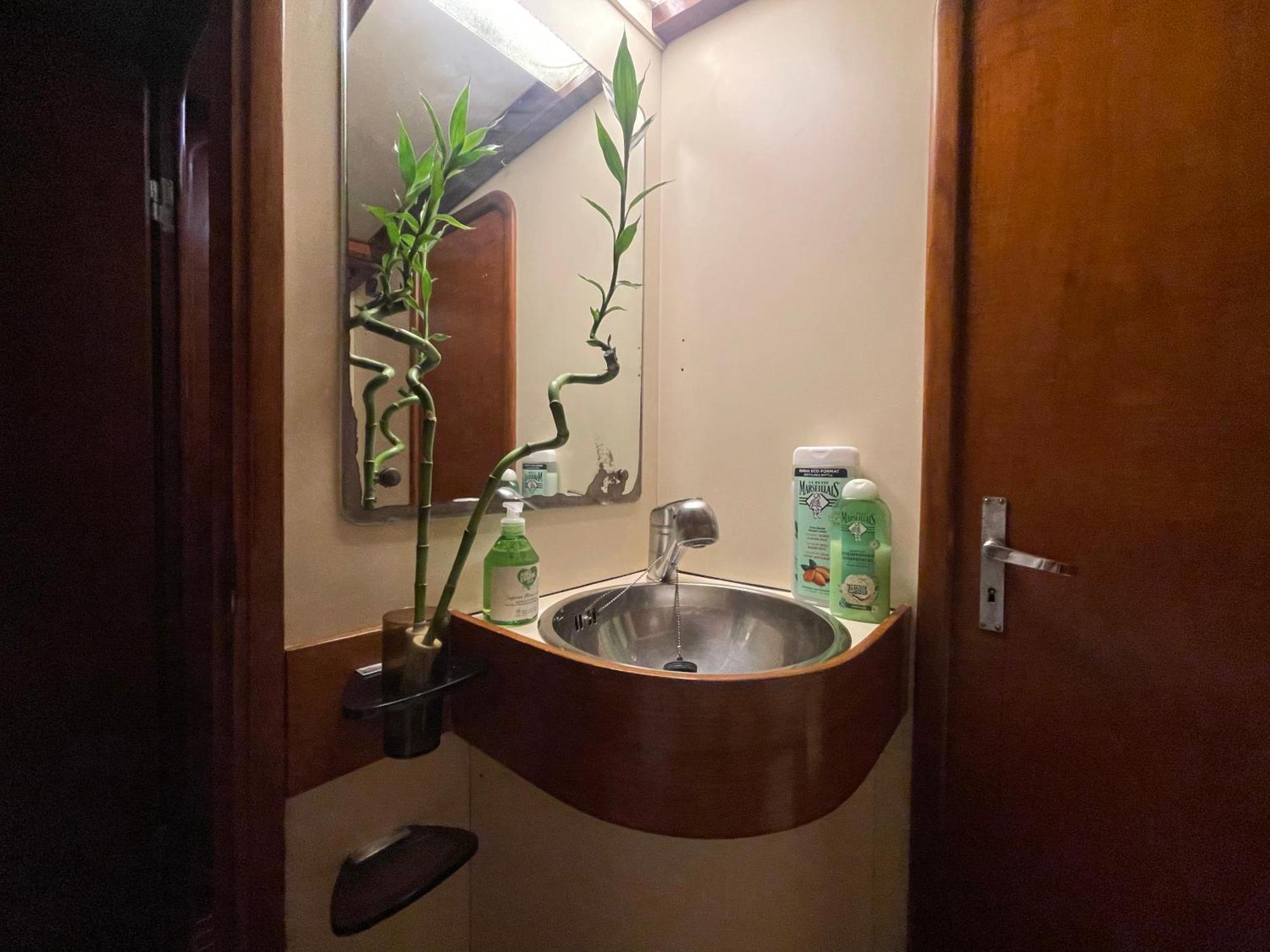 קטאניה Sailboat B&B On Board מראה חיצוני תמונה